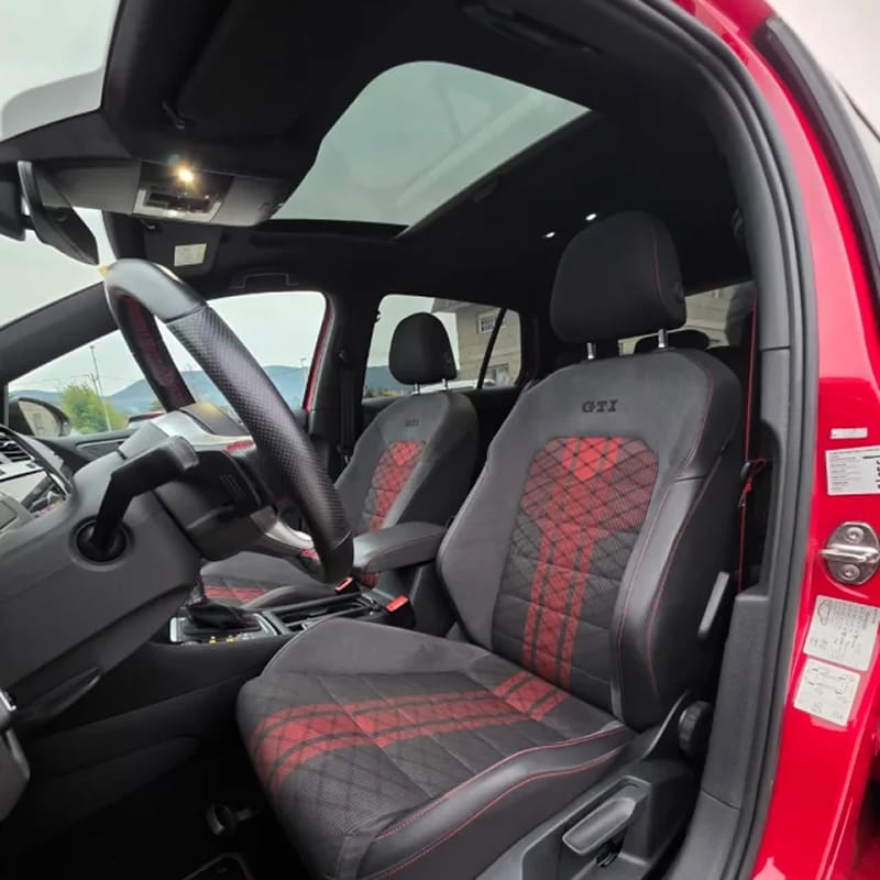 VW Golf GTI TCR 2019